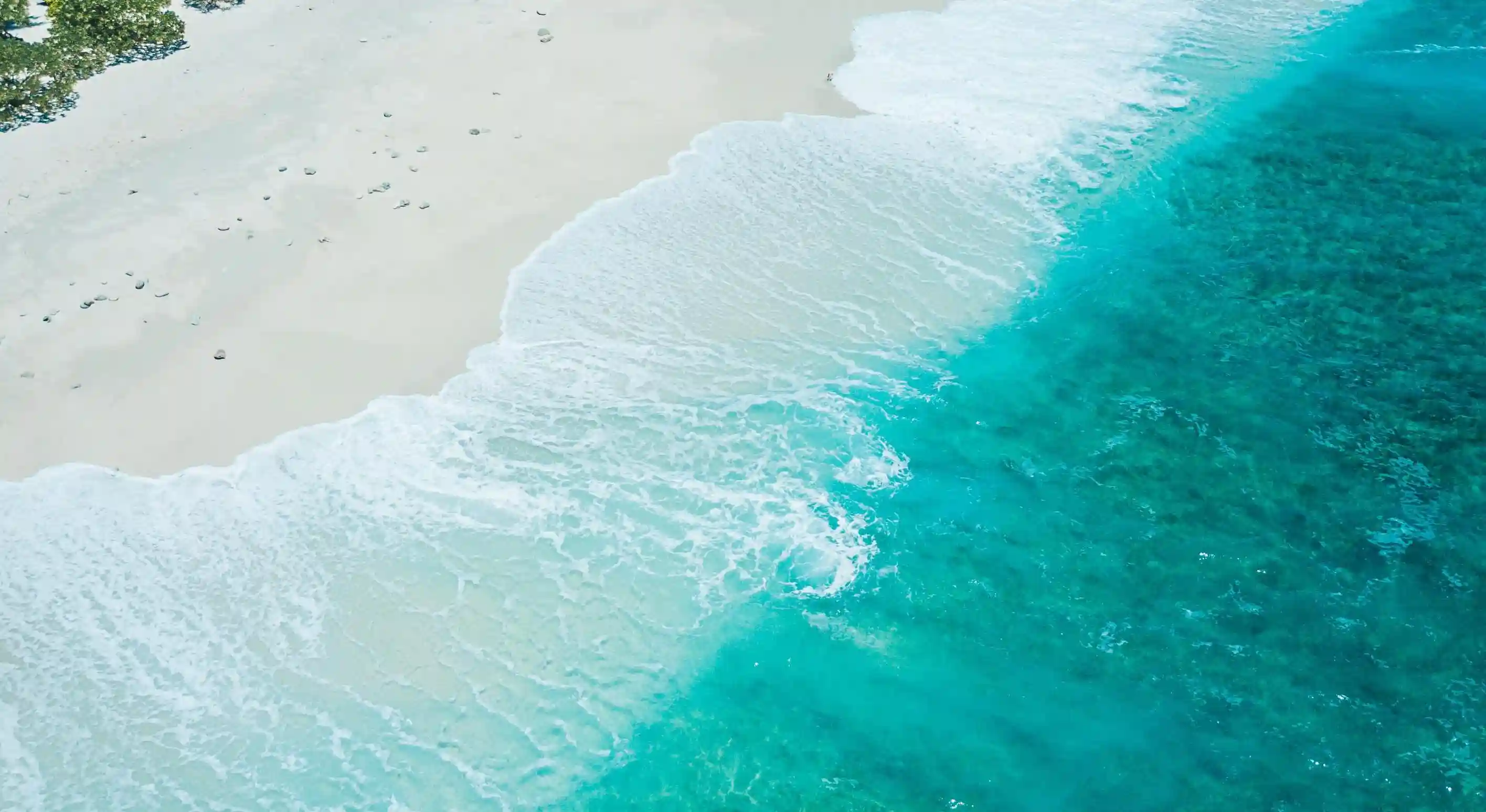 揭開水瓶男的心思：五大試探行為讓你看透他的愛意