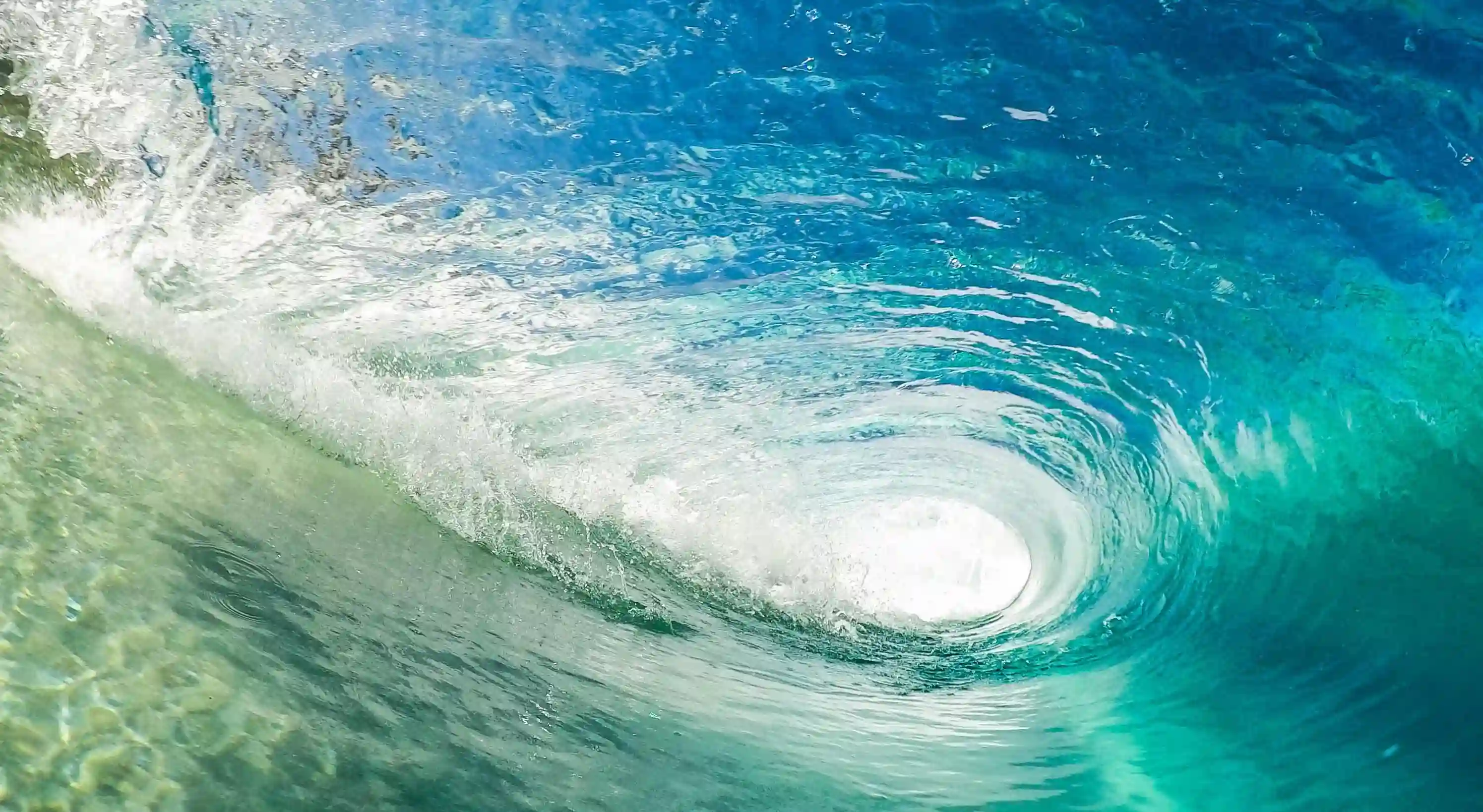 如何擺脫男友的控制慾？五個關鍵策略助你擁有獨立生活